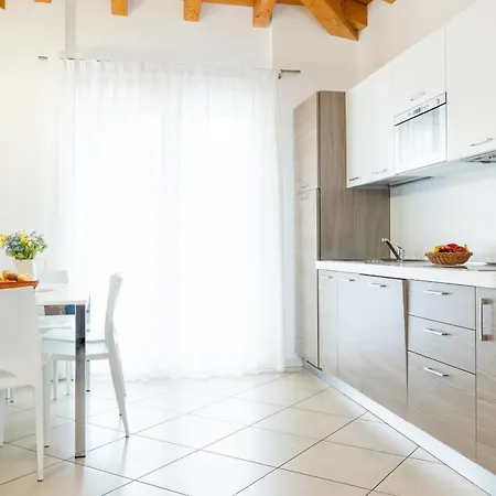 Villaggio Sant' Andrea * פורטו סנטה מרגריטה די קאורלה