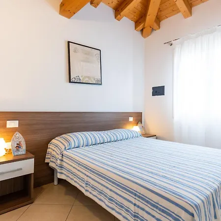 דירה Villaggio Sant' Andrea פורטו סנטה מרגריטה די קאורלה