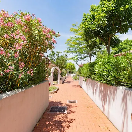 Villaggio Sant' Andrea * פורטו סנטה מרגריטה די קאורלה