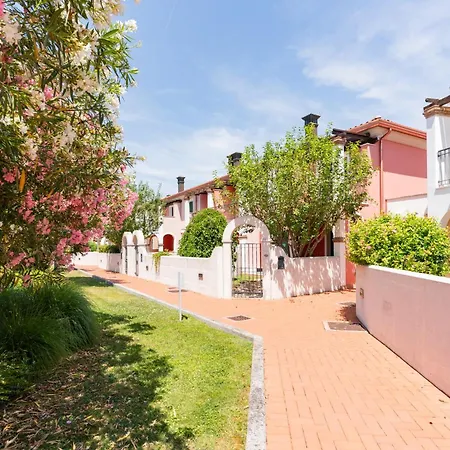 Villaggio Sant' Andrea * פורטו סנטה מרגריטה די קאורלה