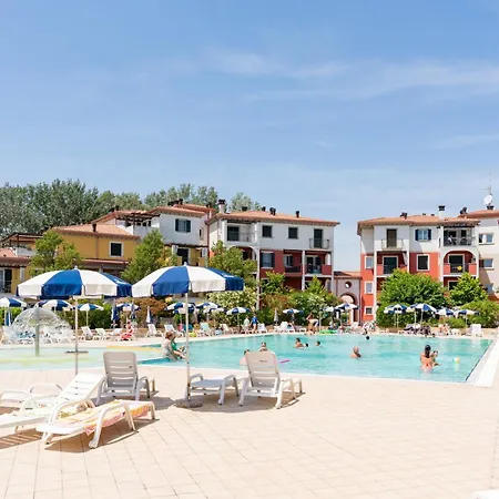 公寓 Villaggio Sant' Andrea *